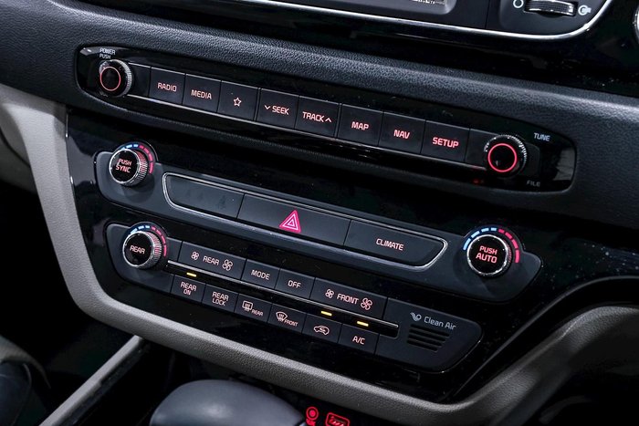 2018 Kia Carnival SLi YP MY18 Platinum Graphite