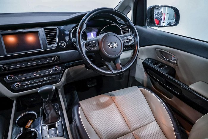 2018 Kia Carnival SLi YP MY18 Platinum Graphite