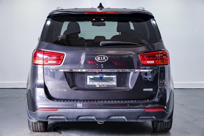 2018 Kia Carnival SLi YP MY18 Platinum Graphite