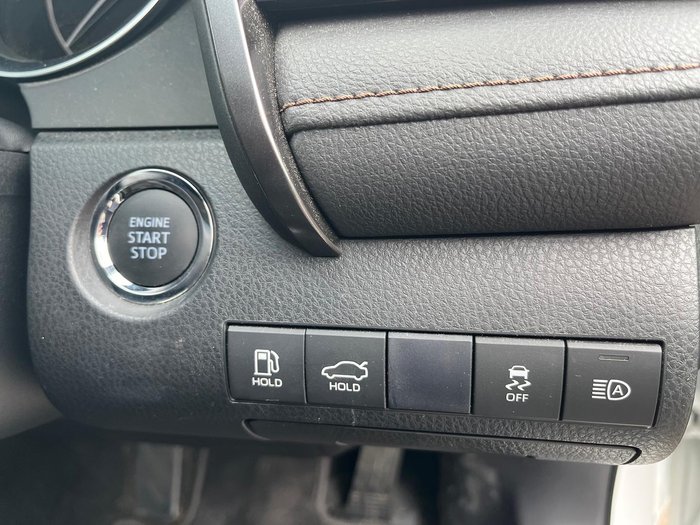 2020 Toyota Camry Ascent Sport