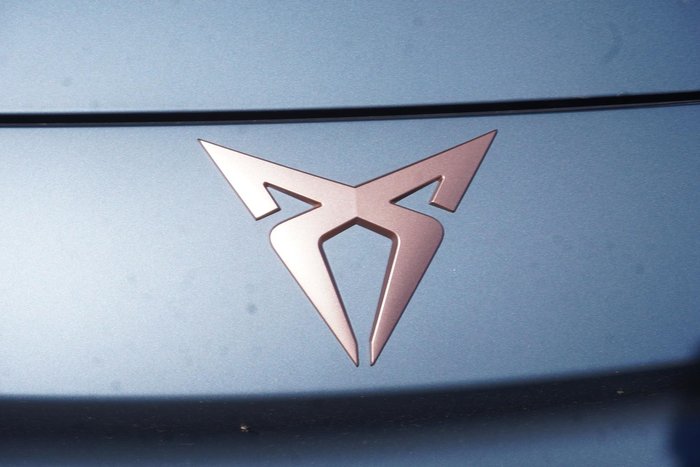 2025 CUPRA Leon VZx