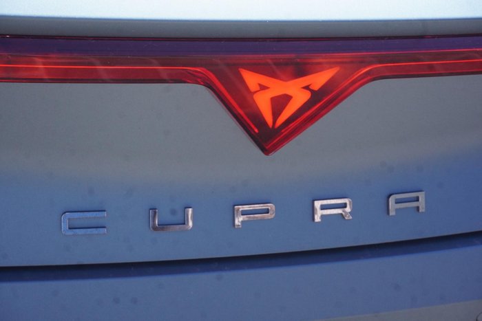 2025 CUPRA Leon VZx