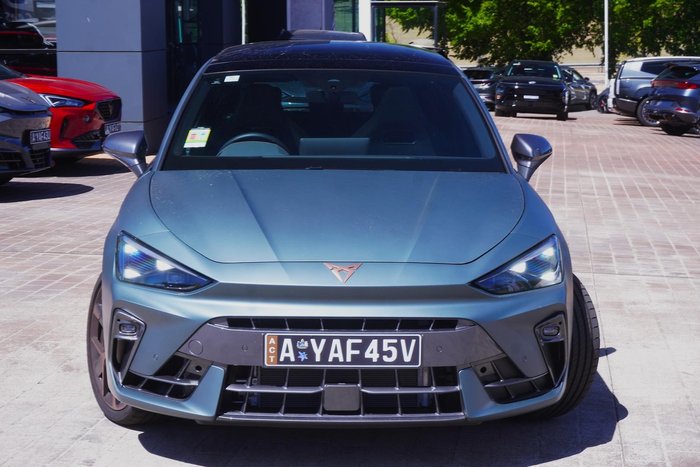 2025 CUPRA Leon VZx