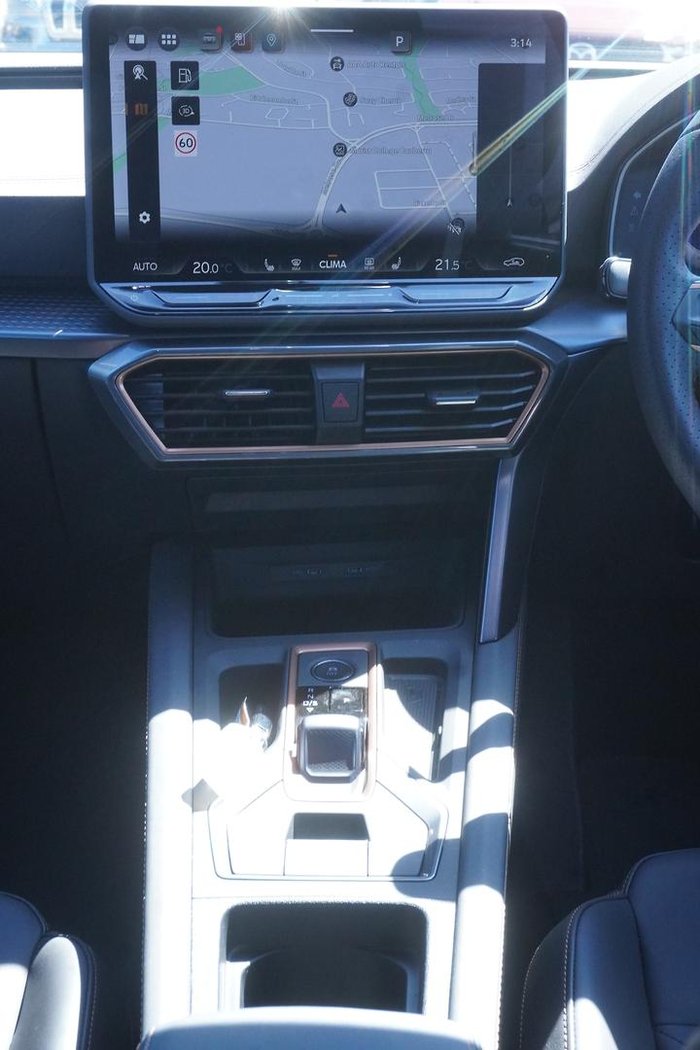 2025 CUPRA Leon VZx