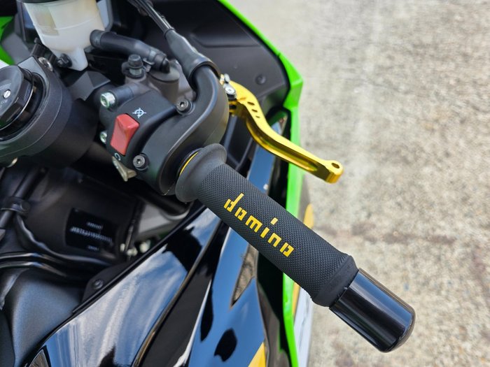 2025 Kawasaki NINJA ZX-6R (636) KRT EDITION GREEN