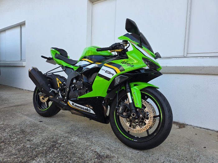 2025 Kawasaki NINJA ZX-6R (636) KRT EDITION GREEN