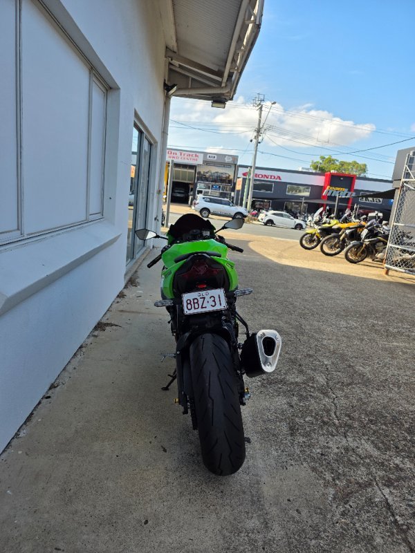 2025 Kawasaki NINJA ZX-6R (636) KRT EDITION GREEN