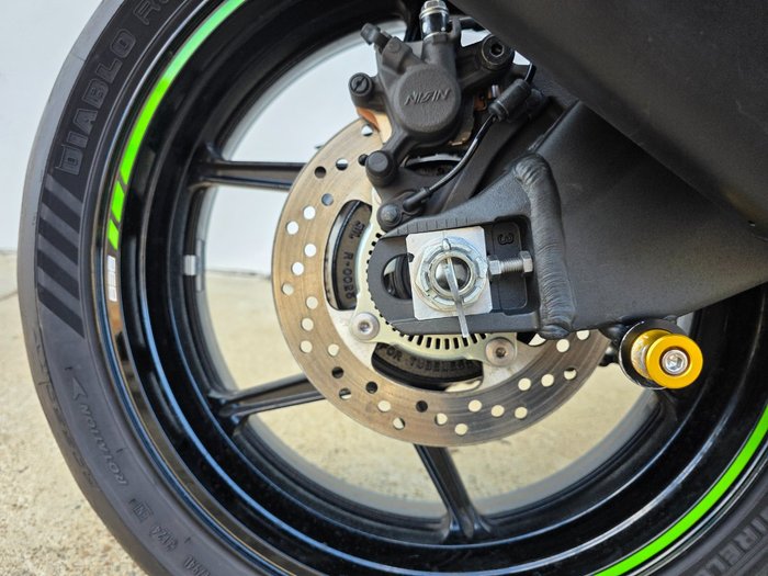 2025 Kawasaki NINJA ZX-6R (636) KRT EDITION GREEN