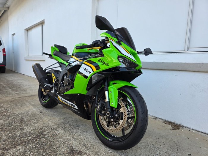 2025 Kawasaki NINJA ZX-6R (636) KRT EDITION GREEN