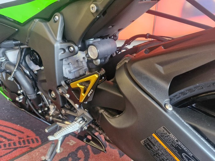 2025 Kawasaki NINJA ZX-6R (636) KRT EDITION GREEN