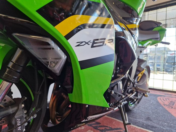 2025 Kawasaki NINJA ZX-6R (636) KRT EDITION GREEN