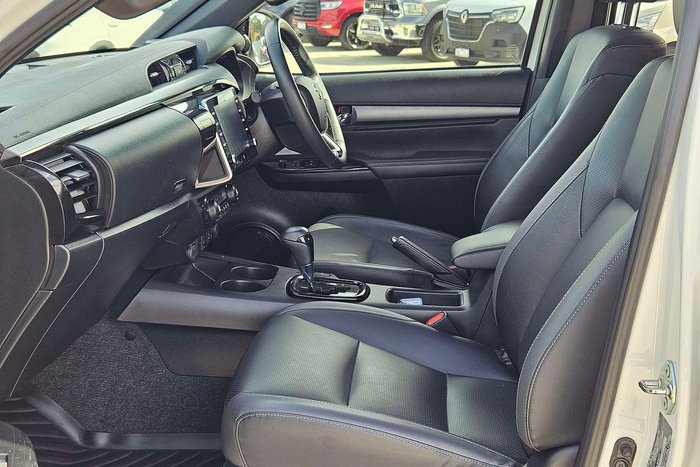 2021 Toyota Hilux Rugged X