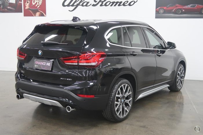 2021 BMW X1 xDrive25i