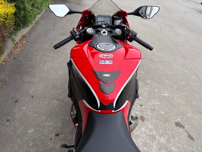 2017 Honda CBR1000RR (FIREBLADE) Red