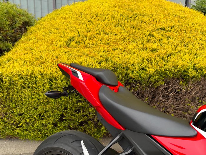 2017 Honda CBR1000RR (FIREBLADE) Red