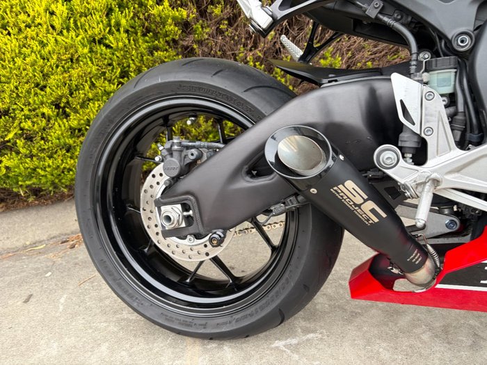 2017 Honda CBR1000RR (FIREBLADE) Red