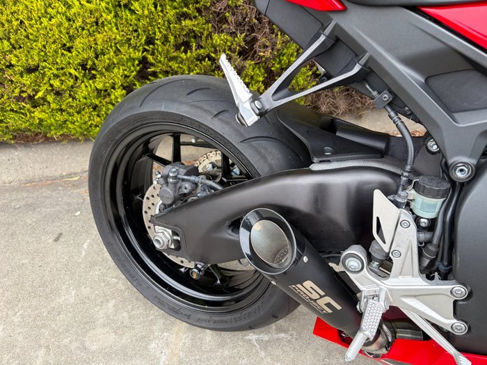 2017 Honda CBR1000RR (FIREBLADE) Red