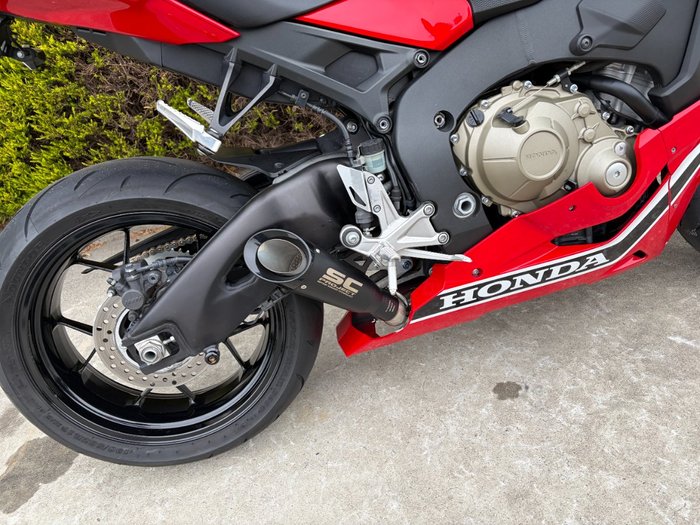 2017 Honda CBR1000RR (FIREBLADE) Red