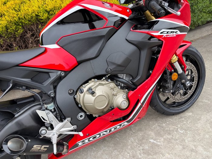 2017 Honda CBR1000RR (FIREBLADE) Red