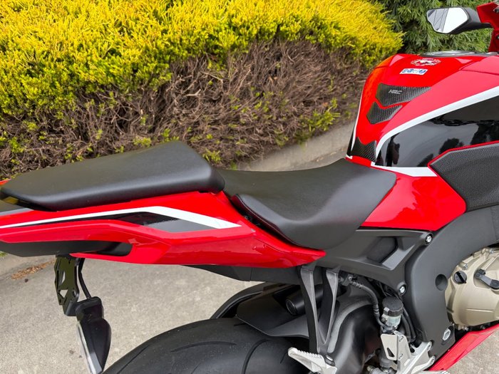 2017 Honda CBR1000RR (FIREBLADE) Red