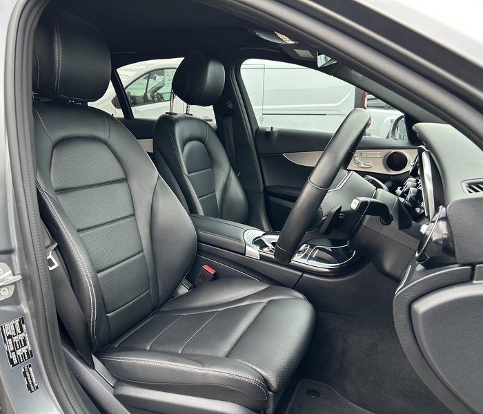 2020 Mercedes-Benz C-Class C200