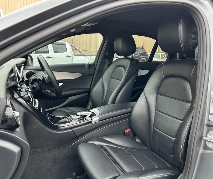 2020 Mercedes-Benz C-Class C200