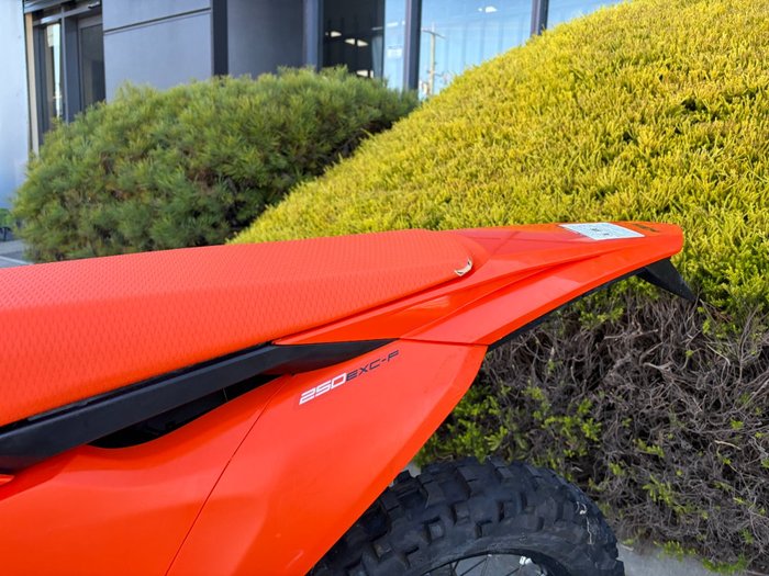 2025 Ktm 250 EXC-F Orange