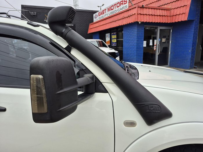 2015 Mitsubishi Triton GLX MN MY15 4X4 Dual Range White