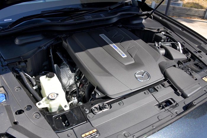 2025 Mazda CX-80 P50e GT