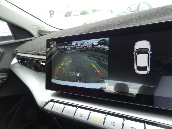 2024 MG MG5 Vibe MY24 Dover White