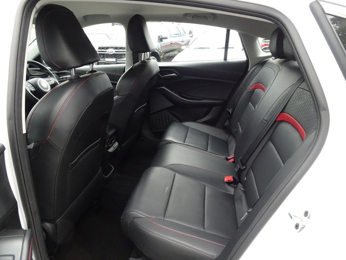 2024 MG MG5 Vibe MY24 Dover White