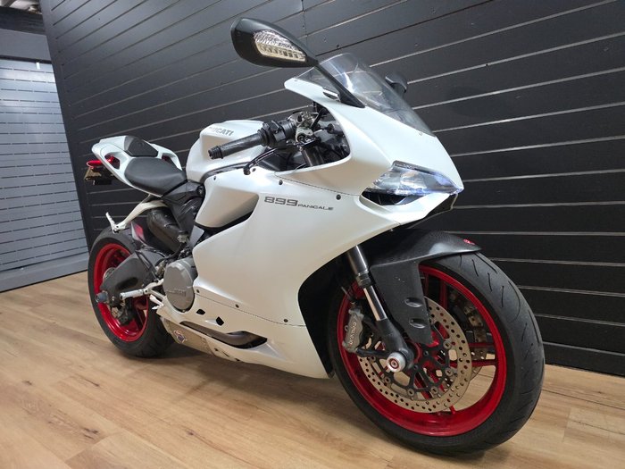 2014 DUCATI 899 PANIGALE White