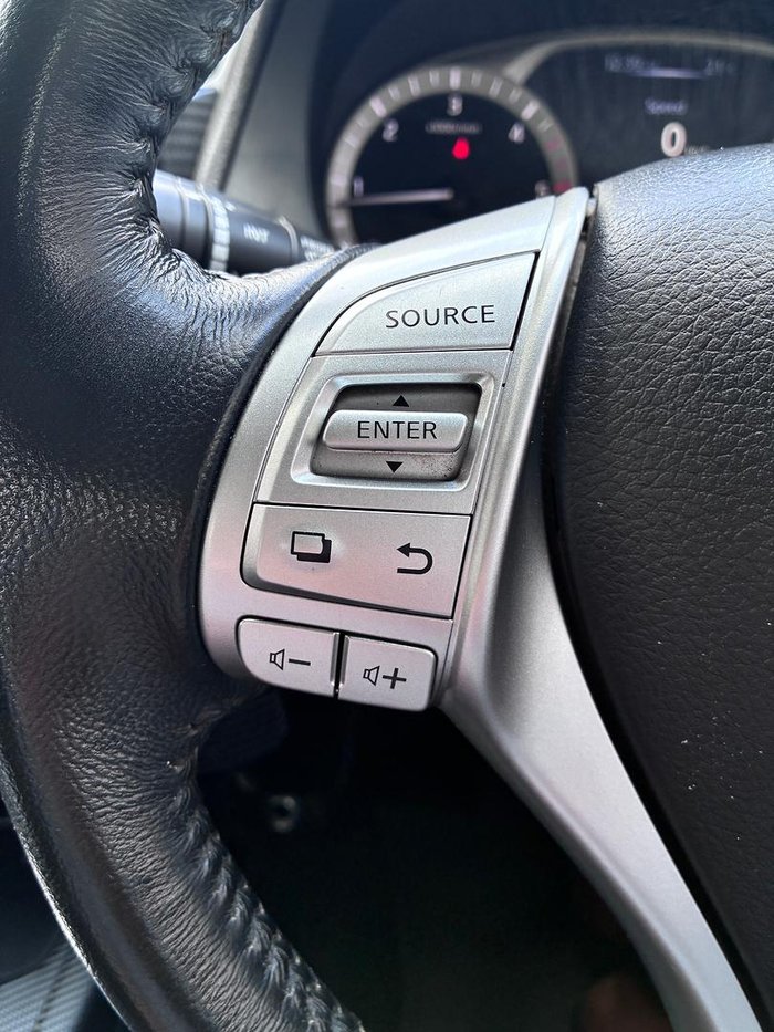 2018 Nissan Navara ST-X