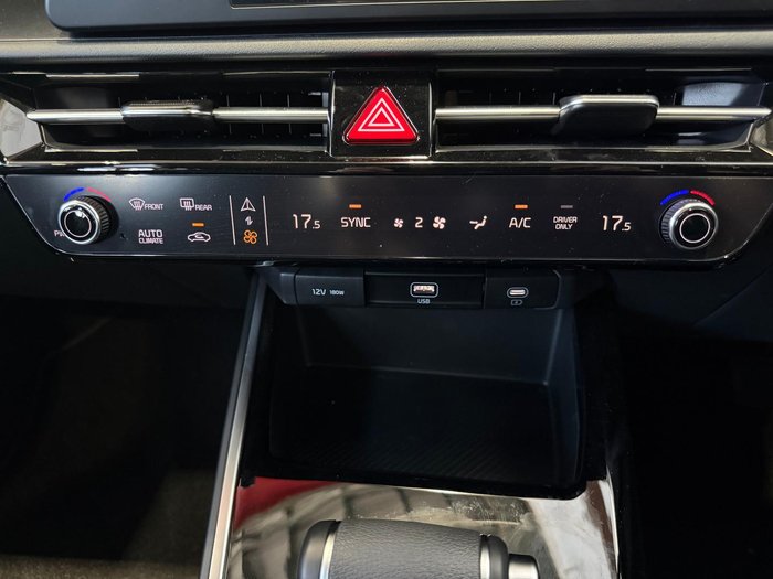 2024 Kia Niro HEV S