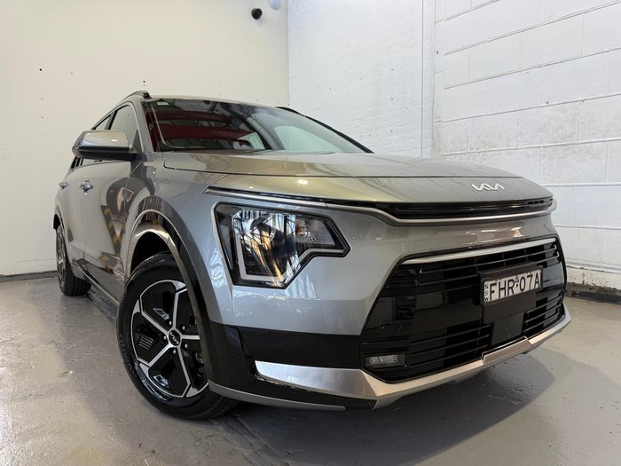2024 Kia Niro HEV S