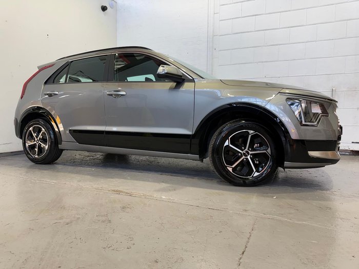 2024 Kia Niro HEV S