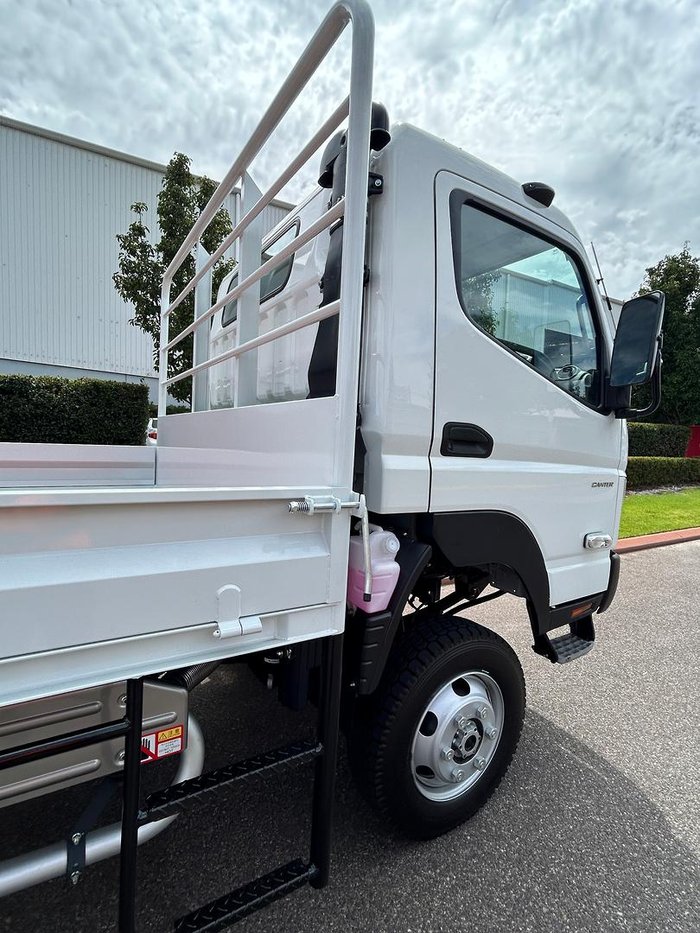 2025 Fuso Canter 4x4 White