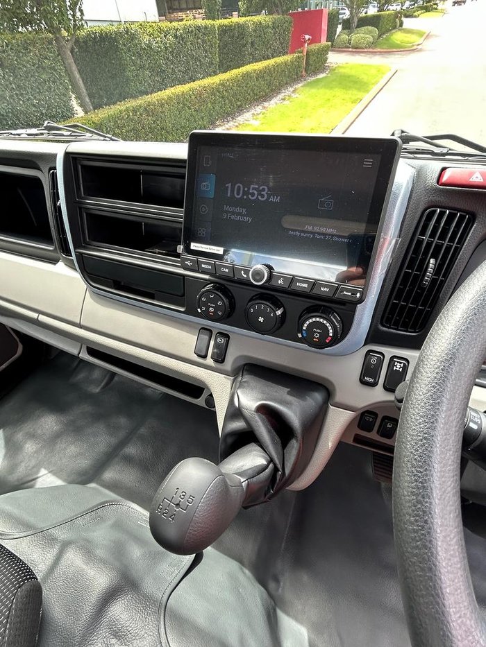 2025 Fuso Canter 4x4 White