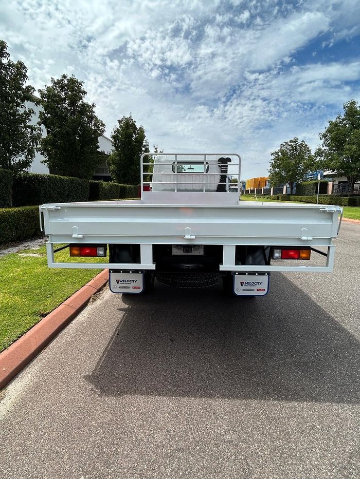 2025 Fuso Canter 4x4 White