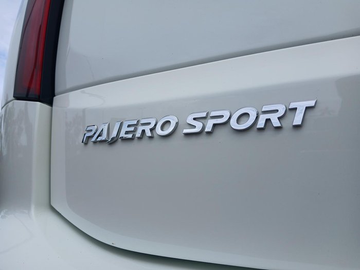 2023 Mitsubishi Pajero Sport GLS