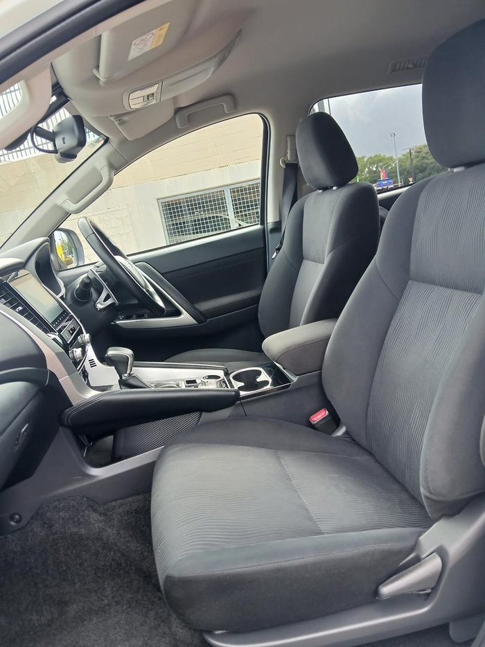 2023 Mitsubishi Pajero Sport GLS