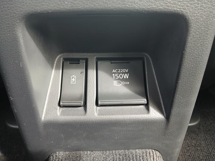 2023 Mitsubishi Pajero Sport GLS