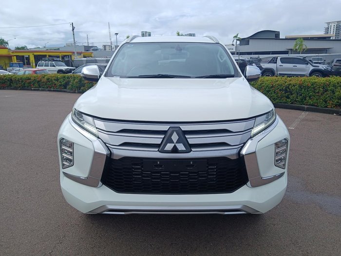 2023 Mitsubishi Pajero Sport GLS