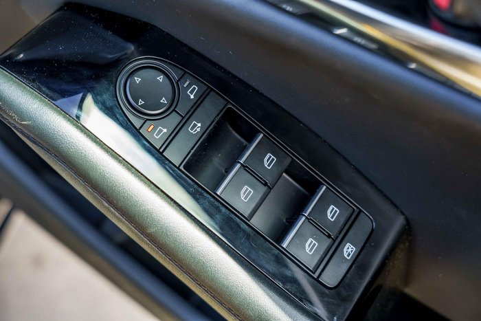 2025 Mazda 3 G25 Astina