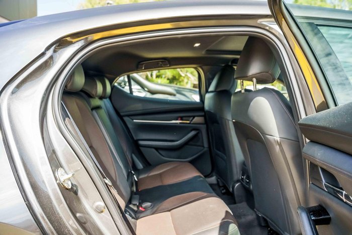 2025 Mazda 3 G25 Astina