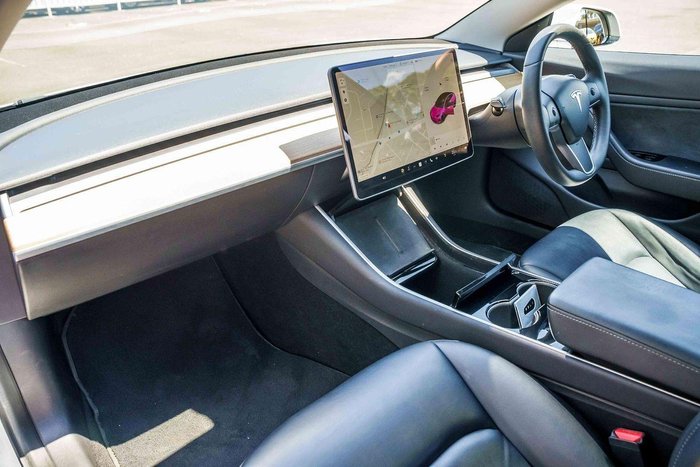 2020 Tesla Model 3 Standard Range Plus