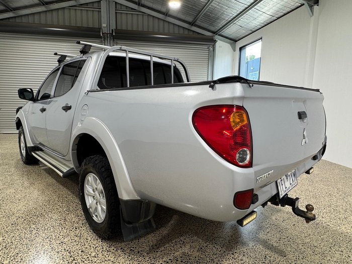 2015 Mitsubishi Triton GLX