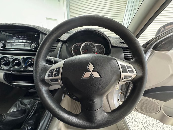 2015 Mitsubishi Triton GLX