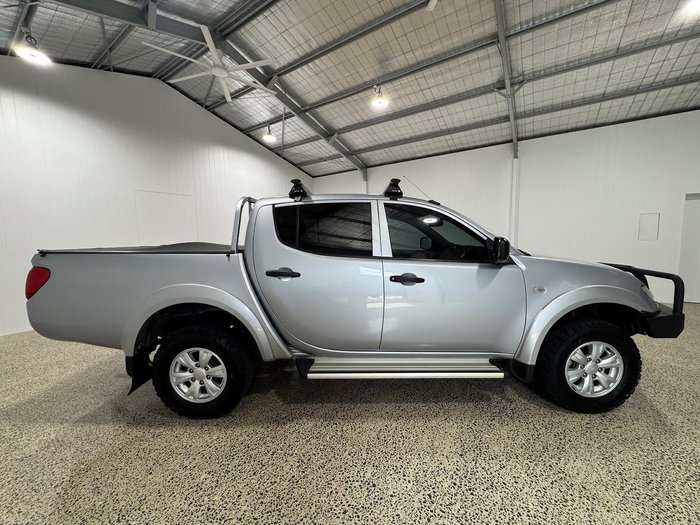 2015 Mitsubishi Triton GLX