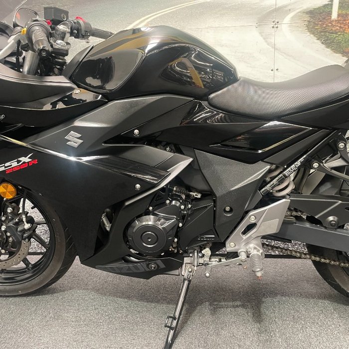 2017 Suzuki GSX250-R Black